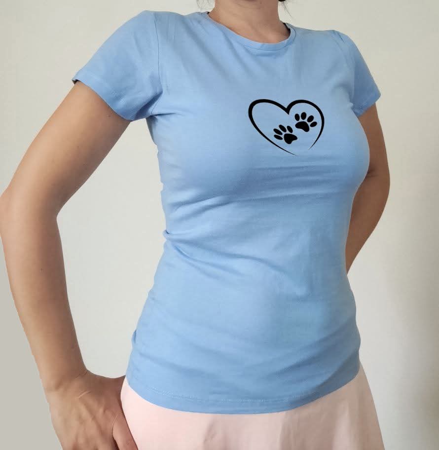 Small printed heart paw print on the cener chest of a women's cotton t-shirt